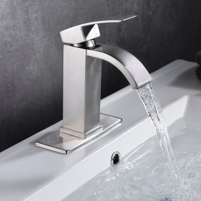 Cascade de robinet de salle de bains, robinet d'évier en nickel brossé avec écusson de 4 pouces
